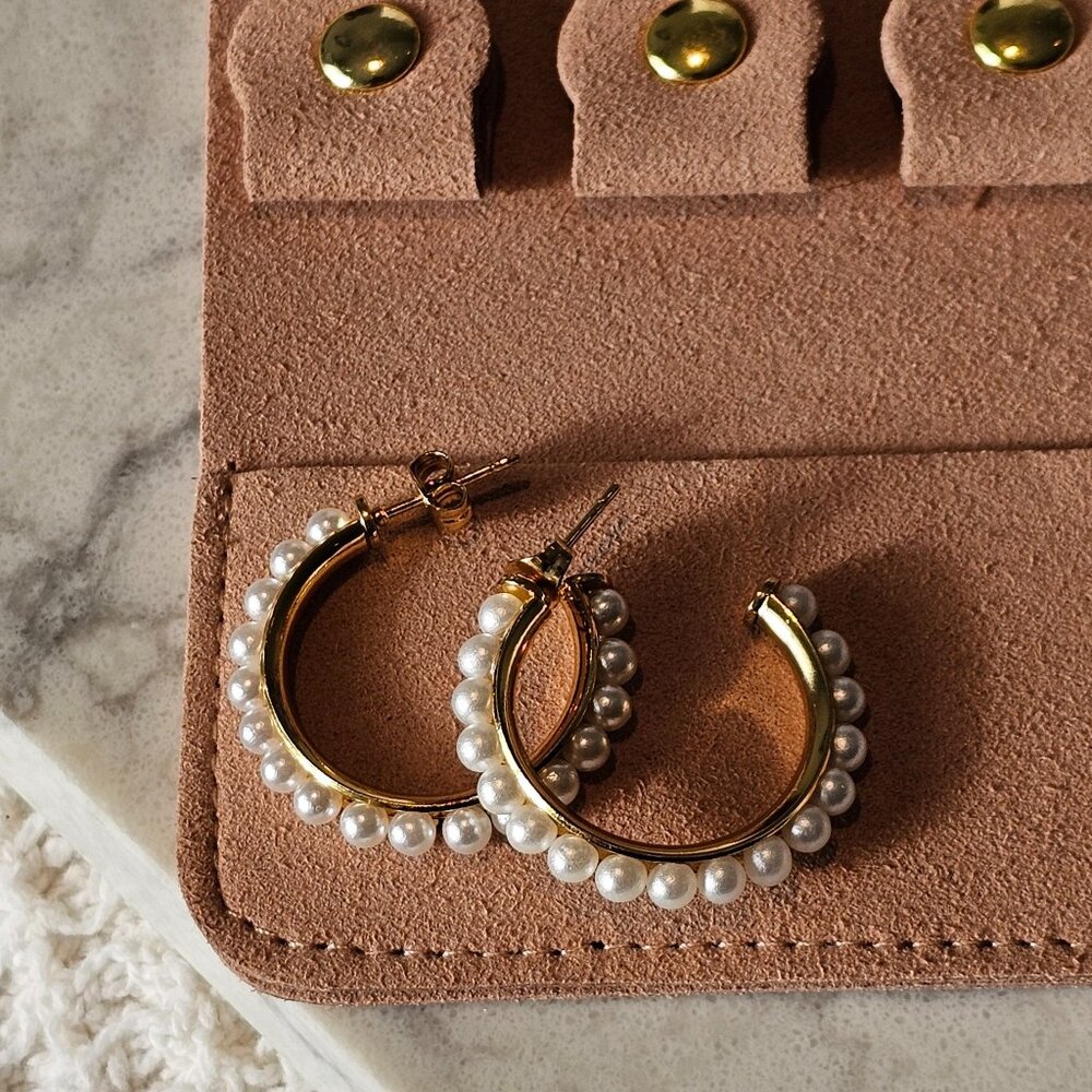 Style C Shape Pearls Gold Plated Ear Studs